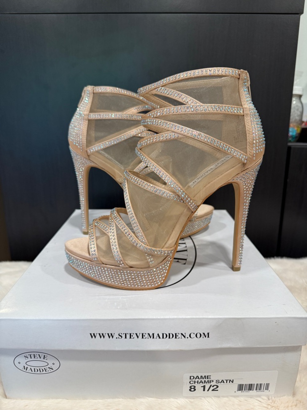 Steve Madden Dame Rose Gold Satin Rhinestone Strappy Platform Heels - Picture 5 of 6